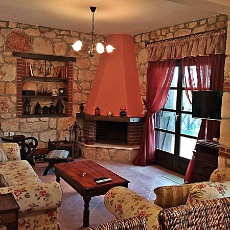 Stone Villa Rokosini Вурвуру Экстерьер фото